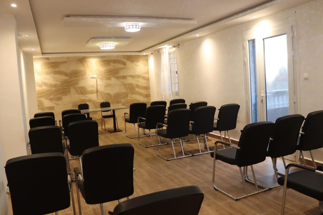 Nour Echames Hotel - Cheraga Bagian luar foto