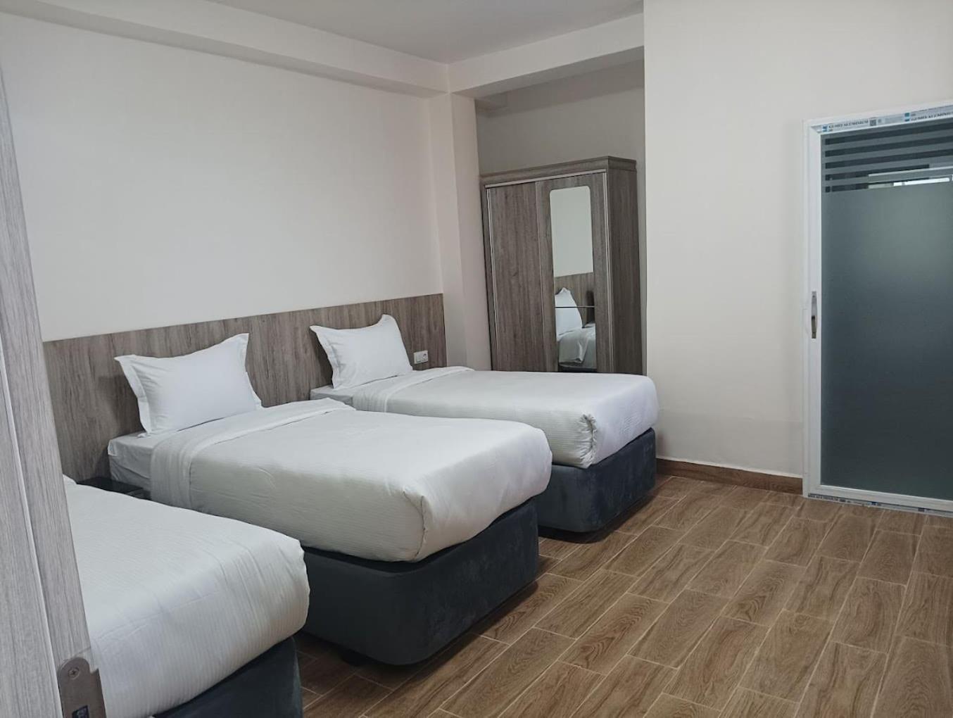 Nour Echames Hotel - Cheraga Bagian luar foto