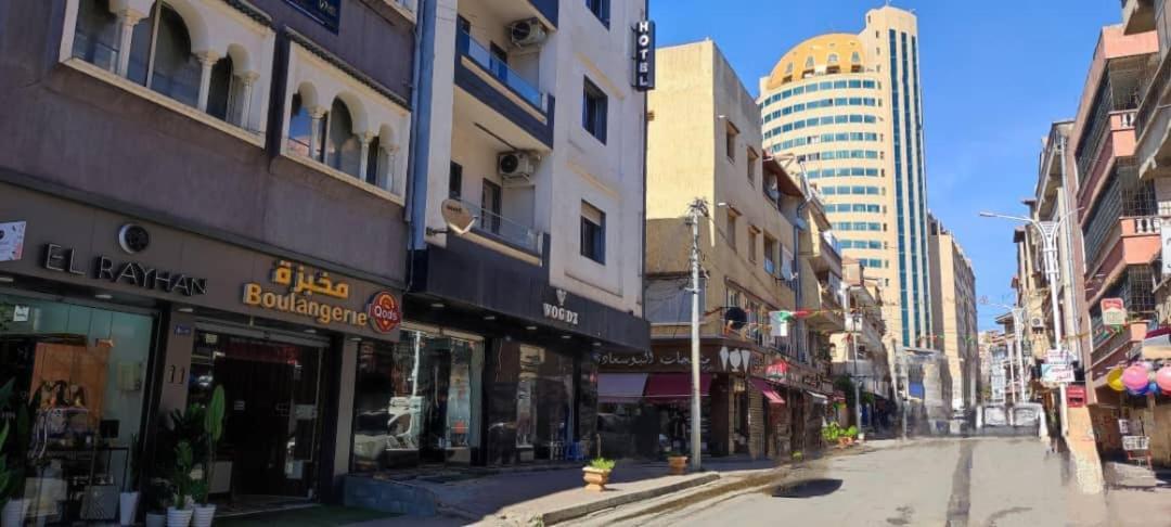 Nour Echames Hotel - Cheraga Bagian luar foto